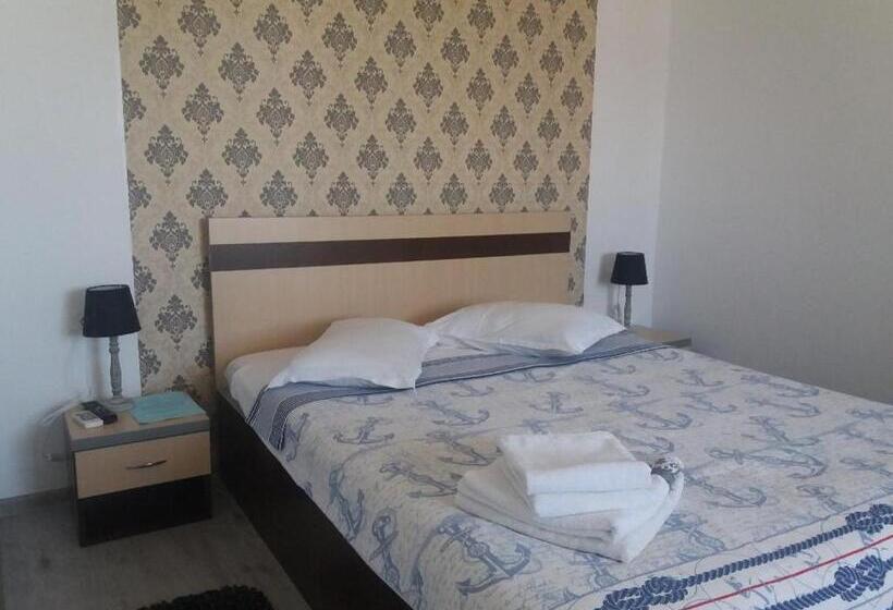 پانسیون Casa Alba