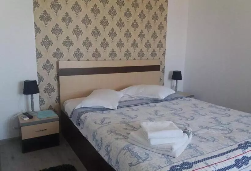 ペンション Casa Alba