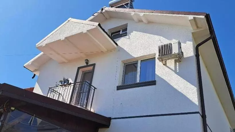 ペンション Casa Alba