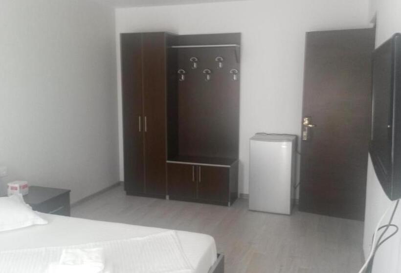 پانسیون Casa Alba