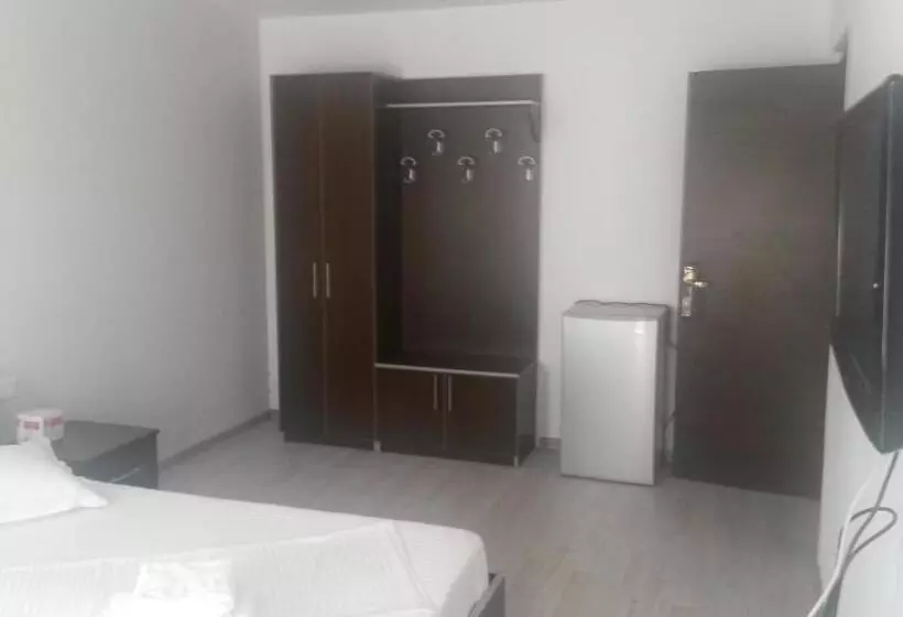 ペンション Casa Alba