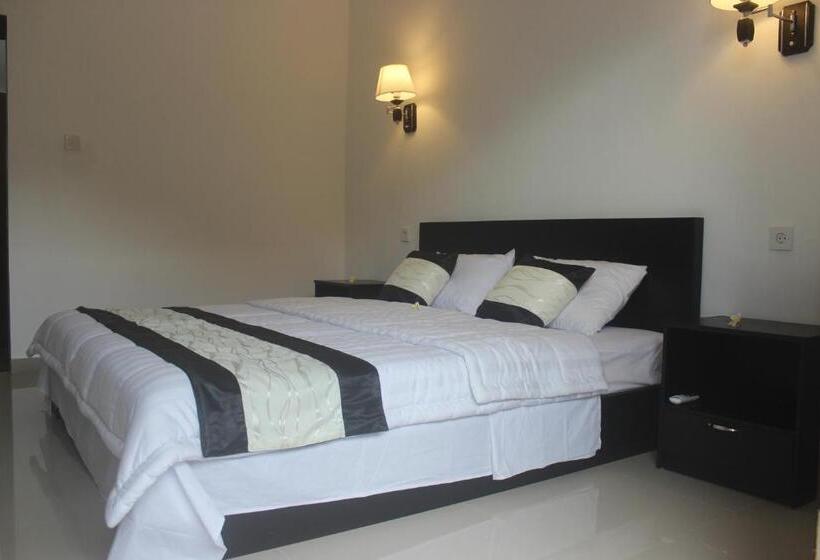 Пансион Silvy Guesthouse