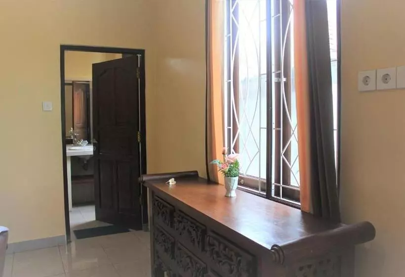 Majatalo Silvy Guesthouse