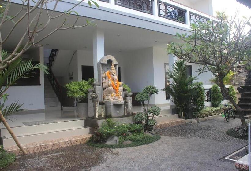 Пансион Silvy Guesthouse