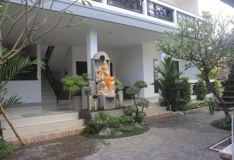 Majatalo Silvy Guesthouse