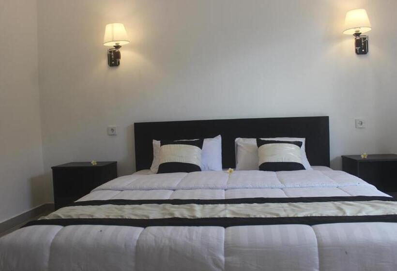 Пансион Silvy Guesthouse