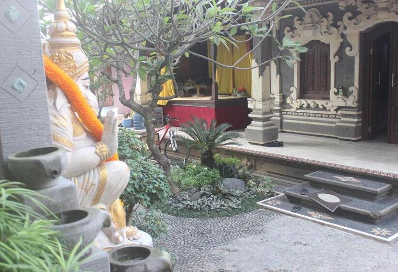 Пансион Silvy Guesthouse