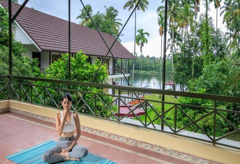 בית מלון כפרי Lhasa Ayurveda And Wellness Resort A Blusalzz Collection, Kochi, Kerala