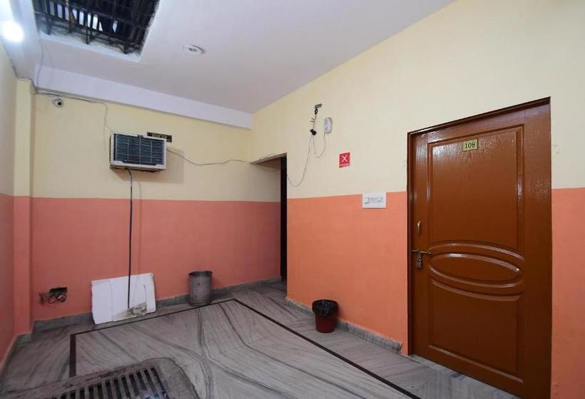 בית מלון כפרי New India Guest House