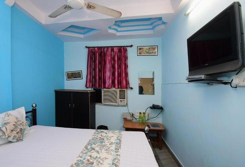 בית מלון כפרי New India Guest House