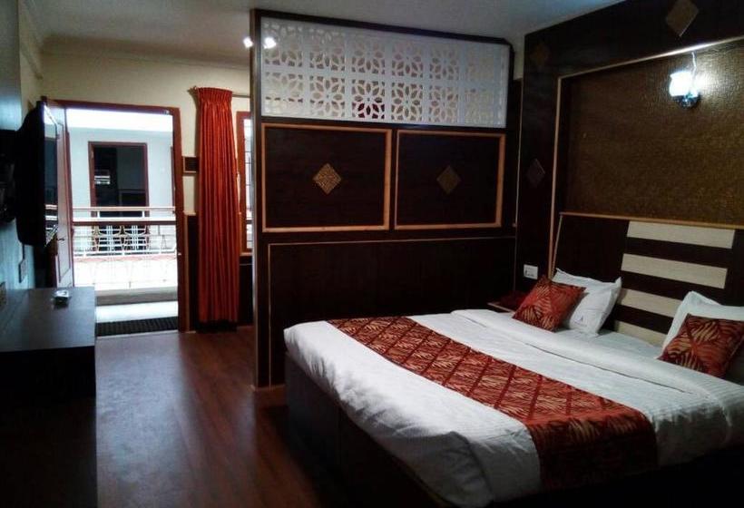 ホテル Alakapuri, Ooty