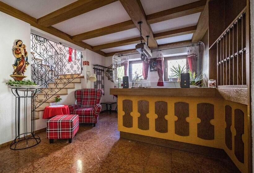 Hotelli Am Rupertuspark