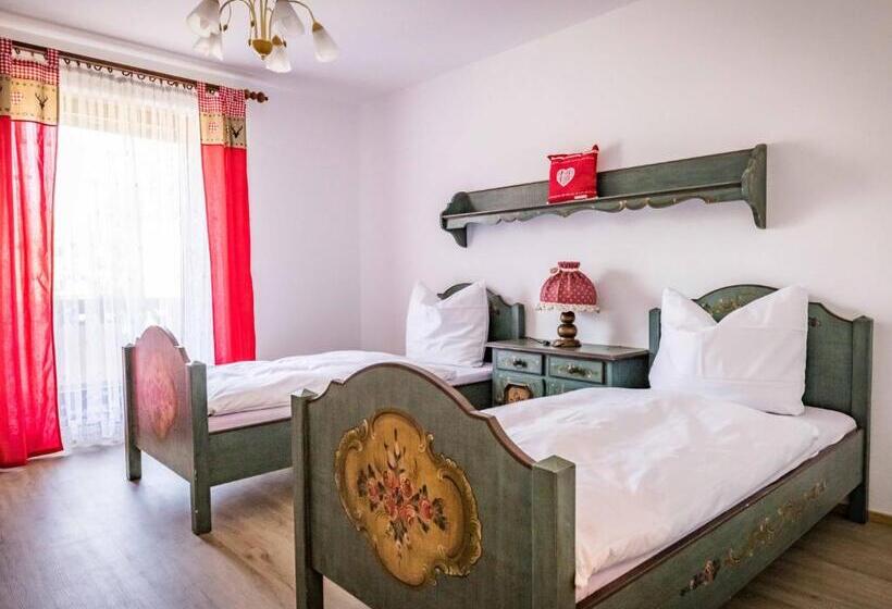 Hotelli Am Rupertuspark