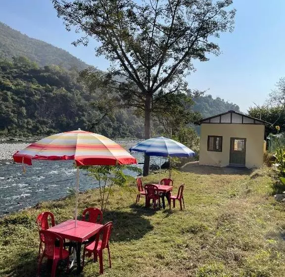 Hotelli Nayar Valley Retreat