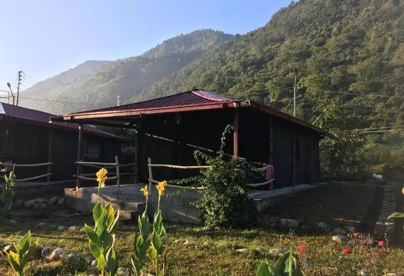 Hotelli Nayar Valley Retreat