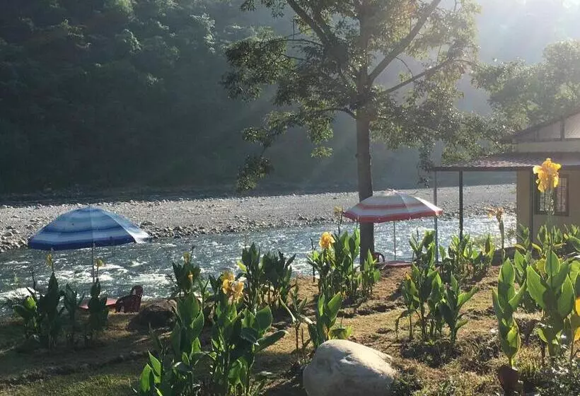 Hotelli Nayar Valley Retreat