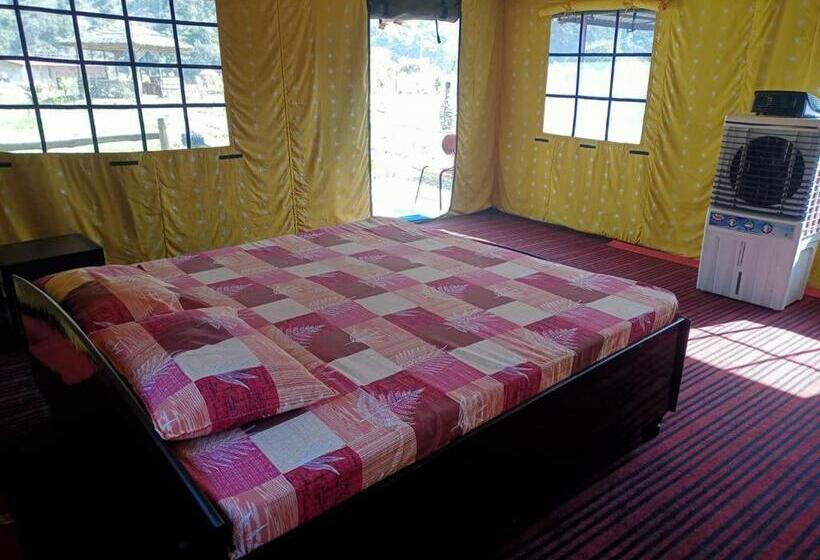 ホテル Nayar Valley Retreat