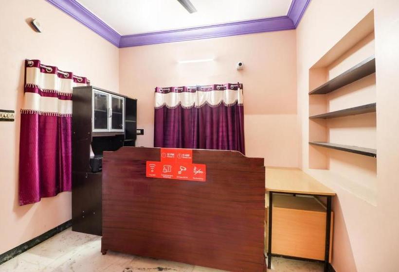 호텔 Oyo 76797 S V Apartments