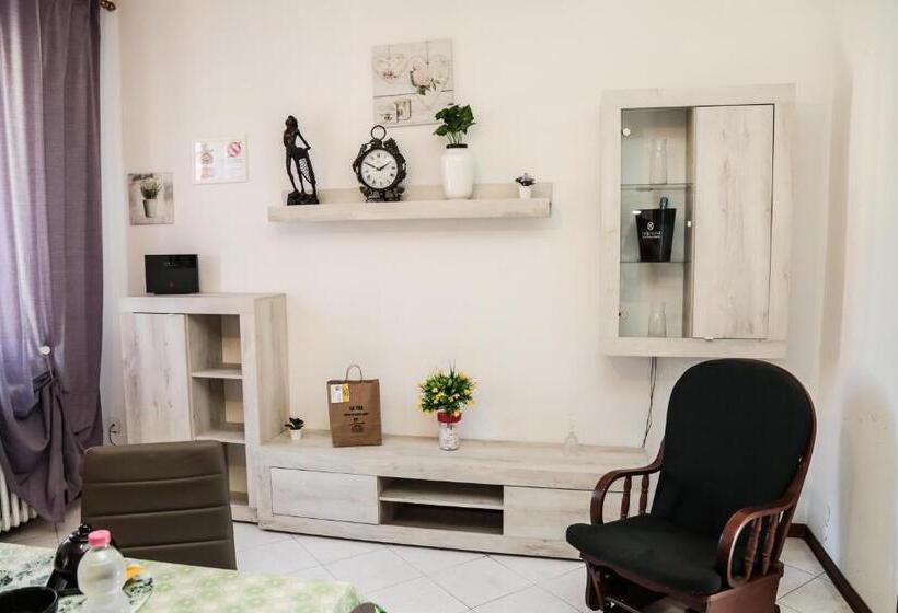 پانسیون Guest House Malaguzzi