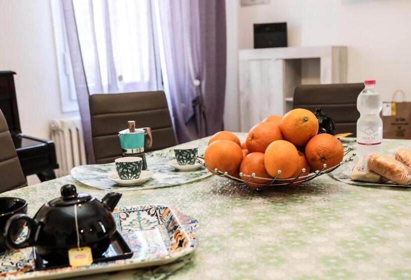 پانسیون Guest House Malaguzzi