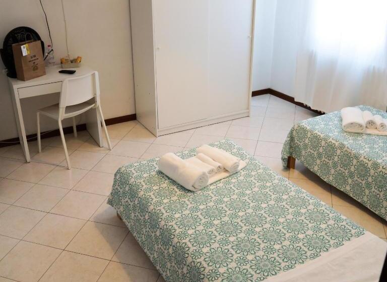 پانسیون Guest House Malaguzzi