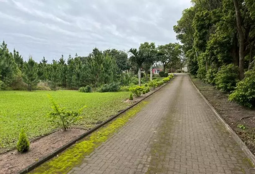 Majatalo Leading Guest Farm