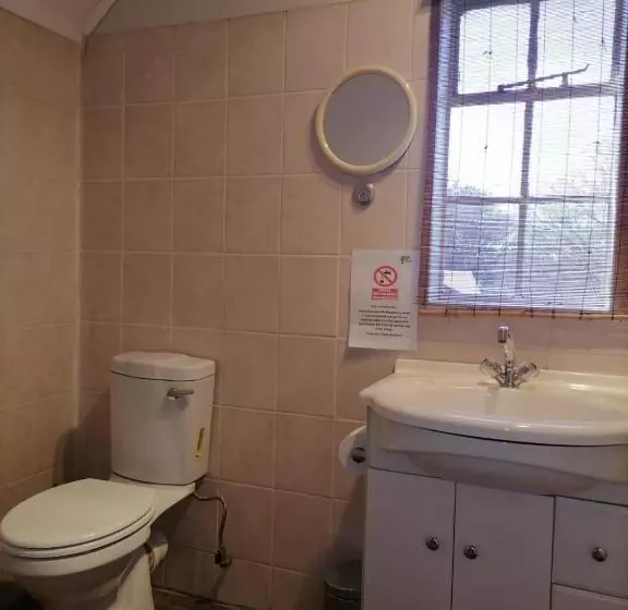 Majatalo Ndzuti Guest House