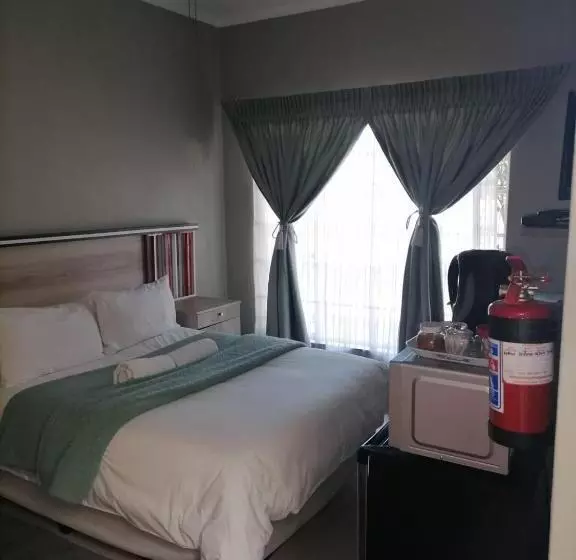 Majatalo Ndzuti Guest House