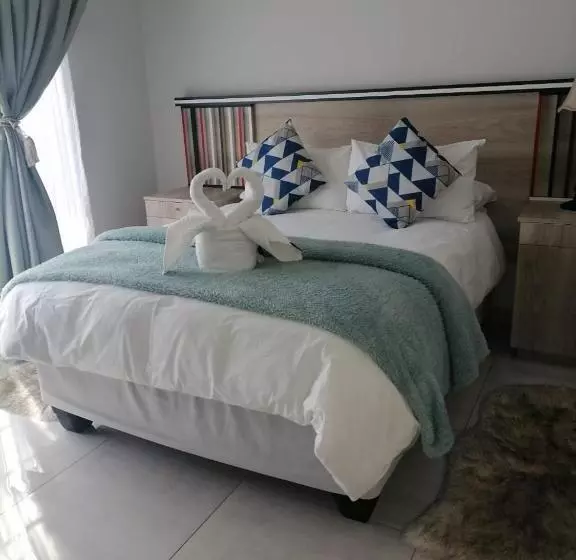 Majatalo Ndzuti Guest House