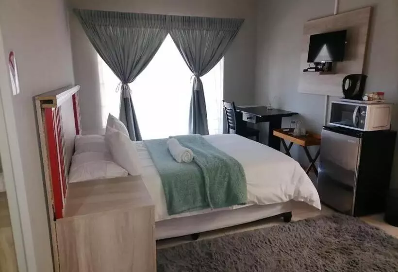 Majatalo Ndzuti Guest House