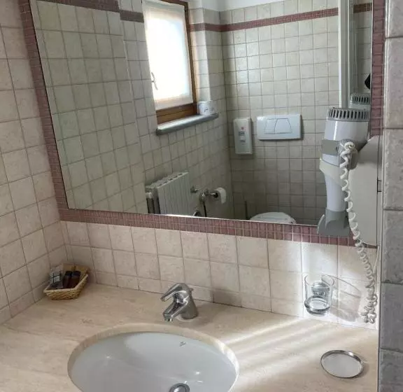 Aamiaismajoitus (B&B) La Sismonda