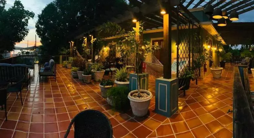 تختخواب و صبحانه Puertas