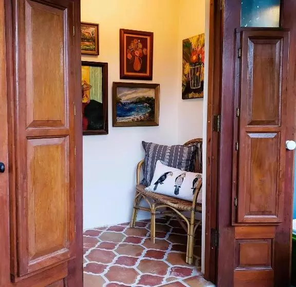 تختخواب و صبحانه Puertas