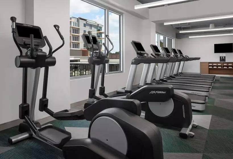 ホテル Aloft Tampa Midtown