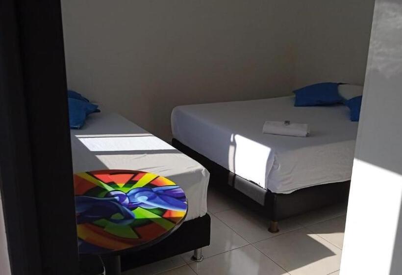 酒店 Anapoima Plaza In