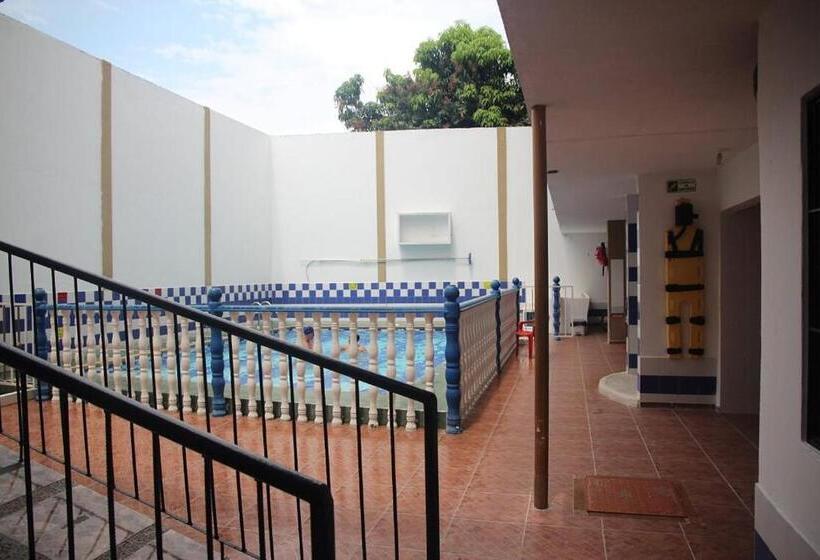 酒店 Anapoima Plaza In