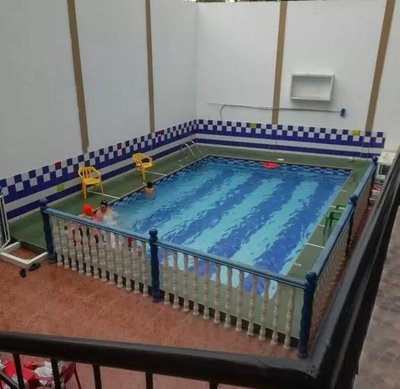 ホテル Anapoima Plaza In