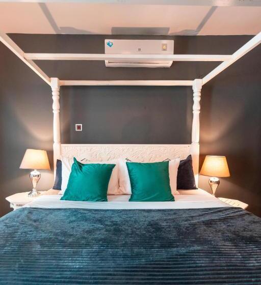 فندق B4 Boutique