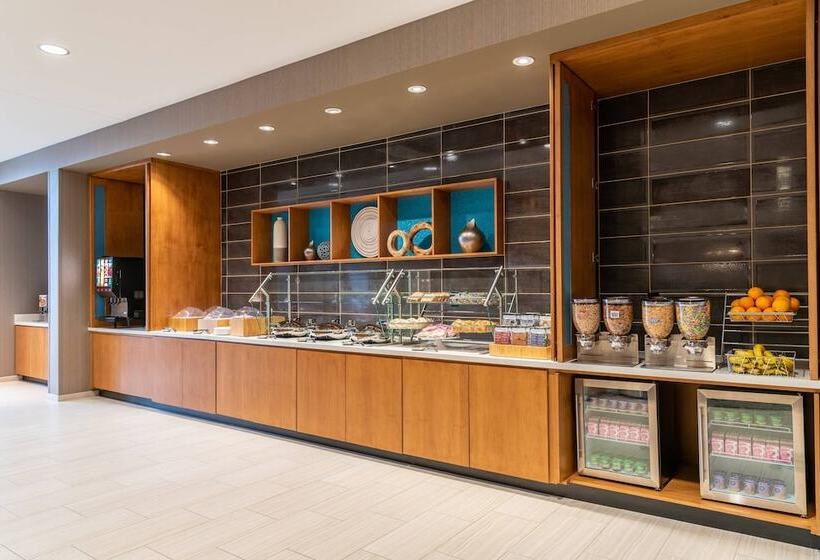 هتل Springhill Suites By Marriott Overland Park Leawood
