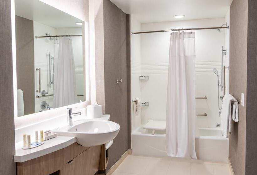 هتل Springhill Suites By Marriott Overland Park Leawood