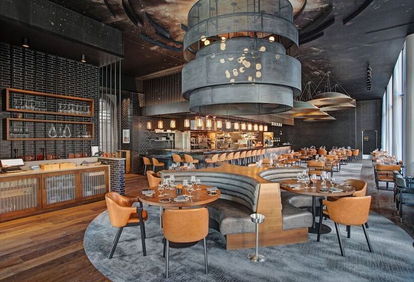 Szálloda The Farnam, Autograph Collection