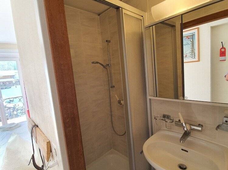 모텔 Grischalodge Das Hotel Mit Bergblick Seit 1929   Bitte Beachten Sie Beim Buchen Auf Die Zimmerkatego