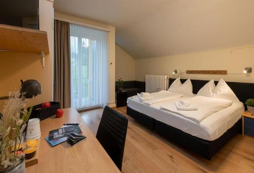 모텔 Grischalodge Das Hotel Mit Bergblick Seit 1929   Bitte Beachten Sie Beim Buchen Auf Die Zimmerkatego