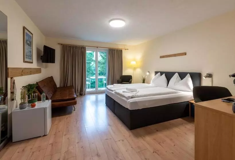 モーテル Grischalodge Das Hotel Mit Bergblick Seit 1929   Bitte Beachten Sie Beim Buchen Auf Die Zimmerkatego