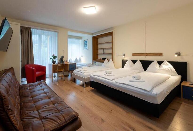 모텔 Grischalodge Das Hotel Mit Bergblick Seit 1929   Bitte Beachten Sie Beim Buchen Auf Die Zimmerkatego