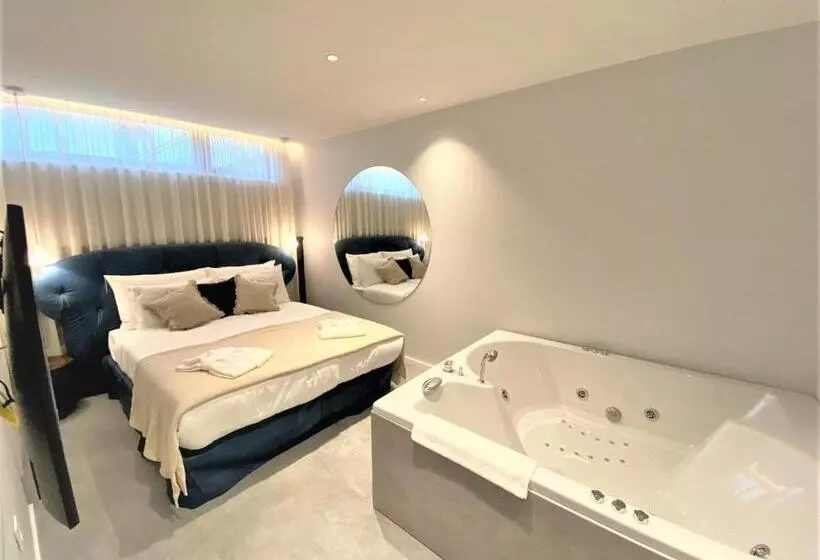 پانسیون Korpa Deli Rooms Spa