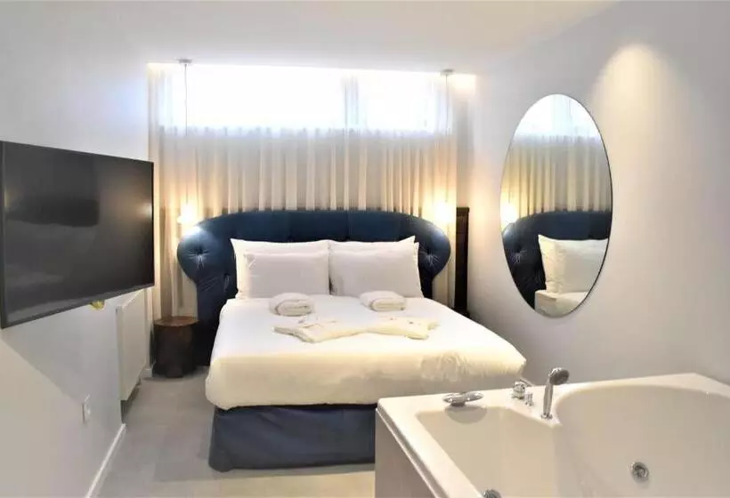 پانسیون Korpa Deli Rooms Spa