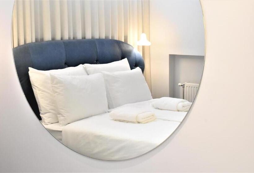 پانسیون Korpa Deli Rooms Spa