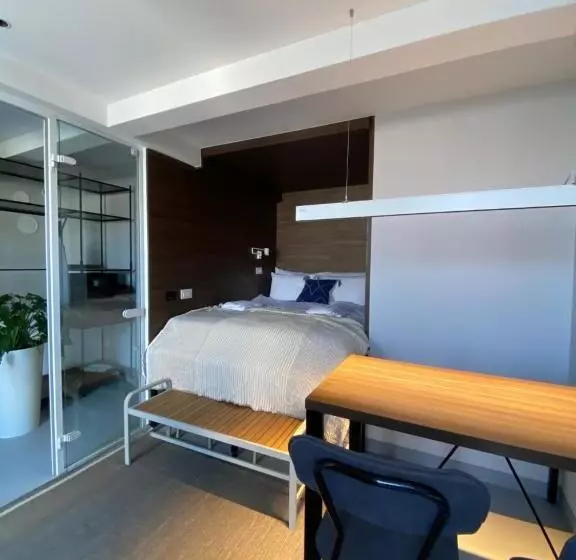 پانسیون Korpa Deli Rooms Spa