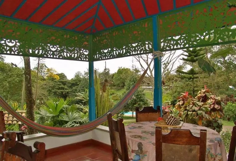 Aamiaismajoitus (B&B) Finca La Colina